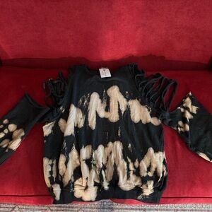 Stylish Black and Cream Cutout Ladder Sleeves Sweatshirt